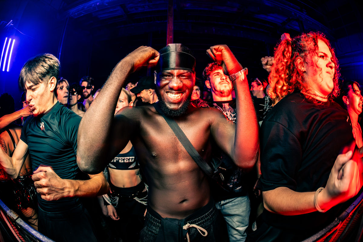 Loading... just a sec